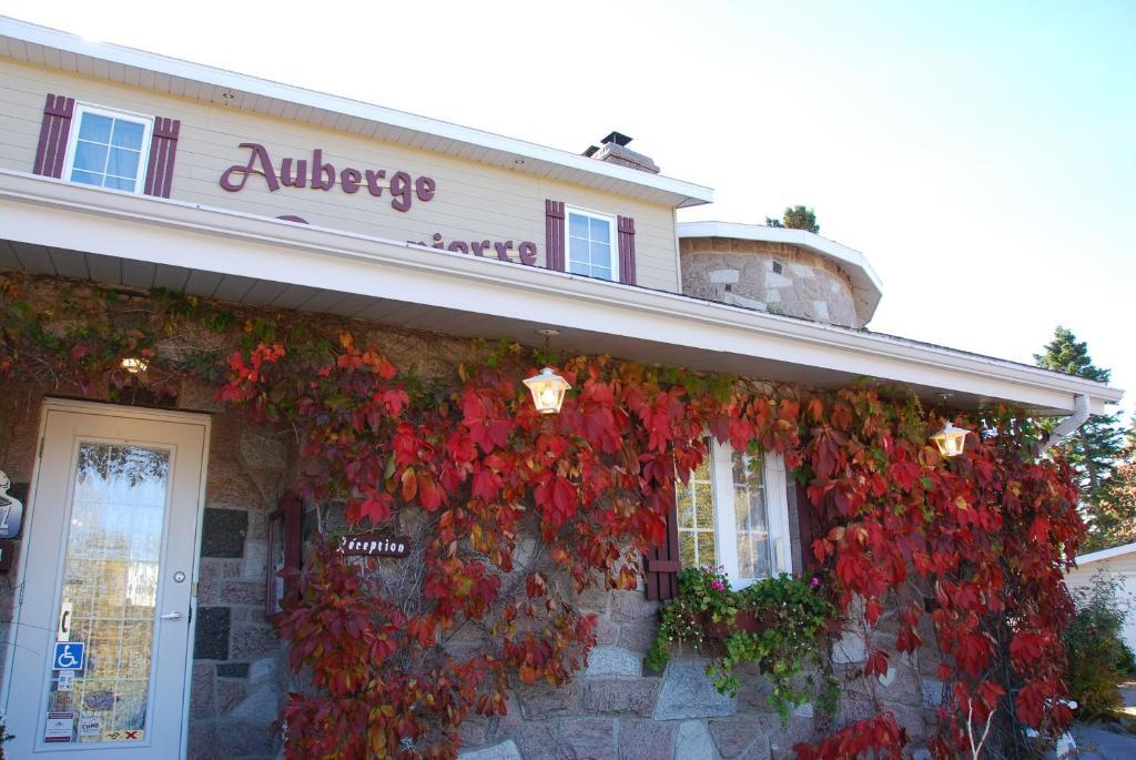 Auberge La Rosepierre Bistro Henri Гран-Бержерон Екстер'єр фото